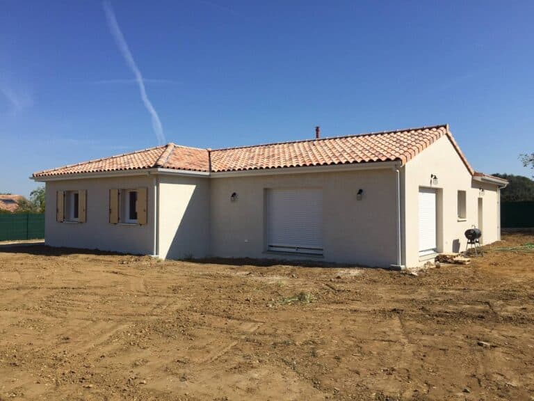 Maison neuve de plain pied à Montvendre