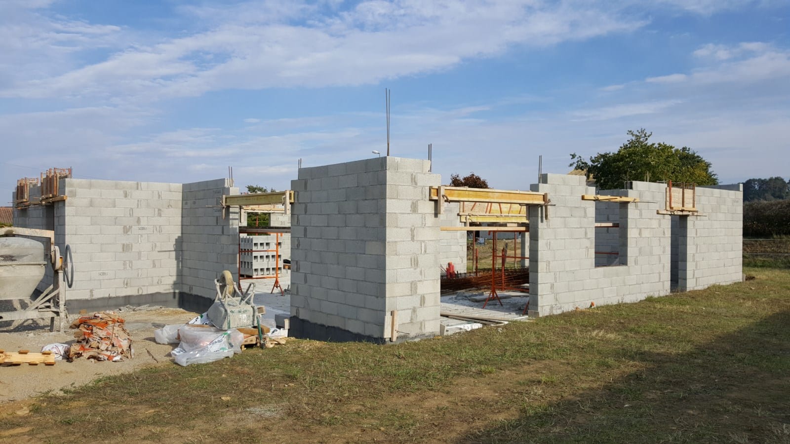 maison-neuve-montvendre Chantier maison neuve de plain pied à Montvendre