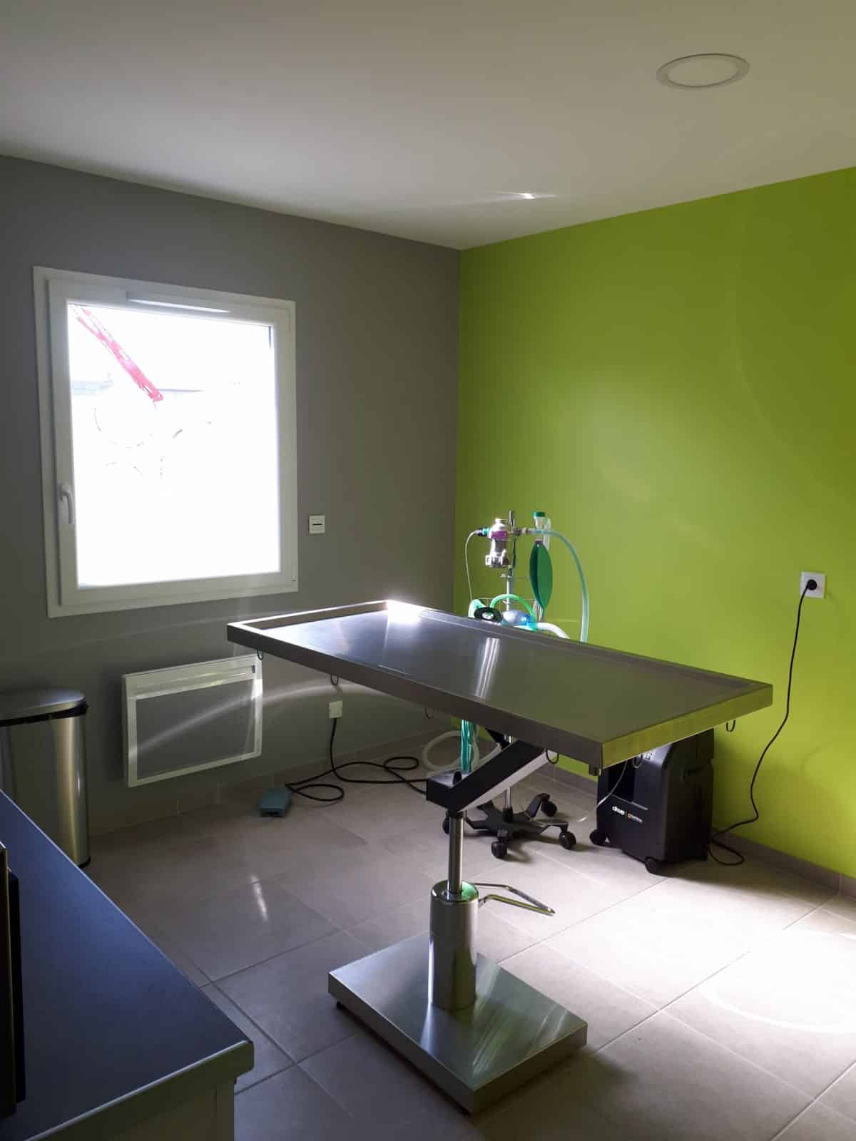 salle-doperation Construction clinique vétérinaire dans la Drôme